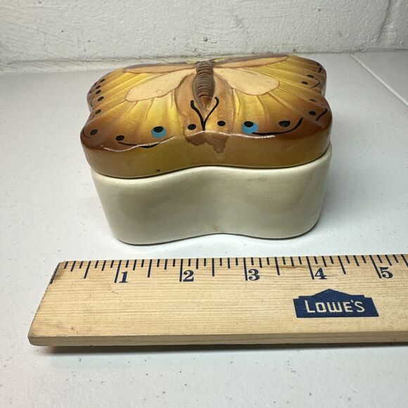 Vintage Ceramic Hand painted Butterfly Shaped Trinket Box - Picture 2 of 6